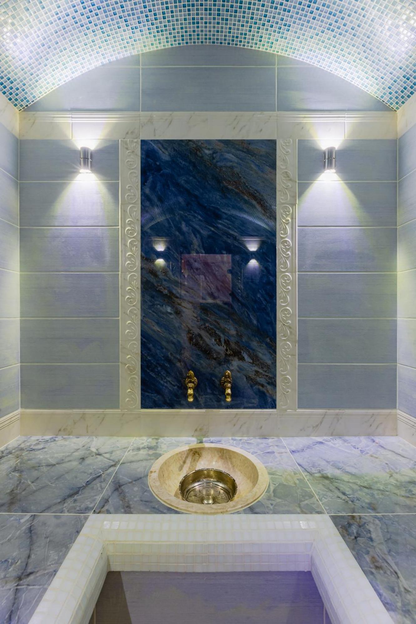 Luxury Apartment With Pool And Hammam Kiev Exterior foto
