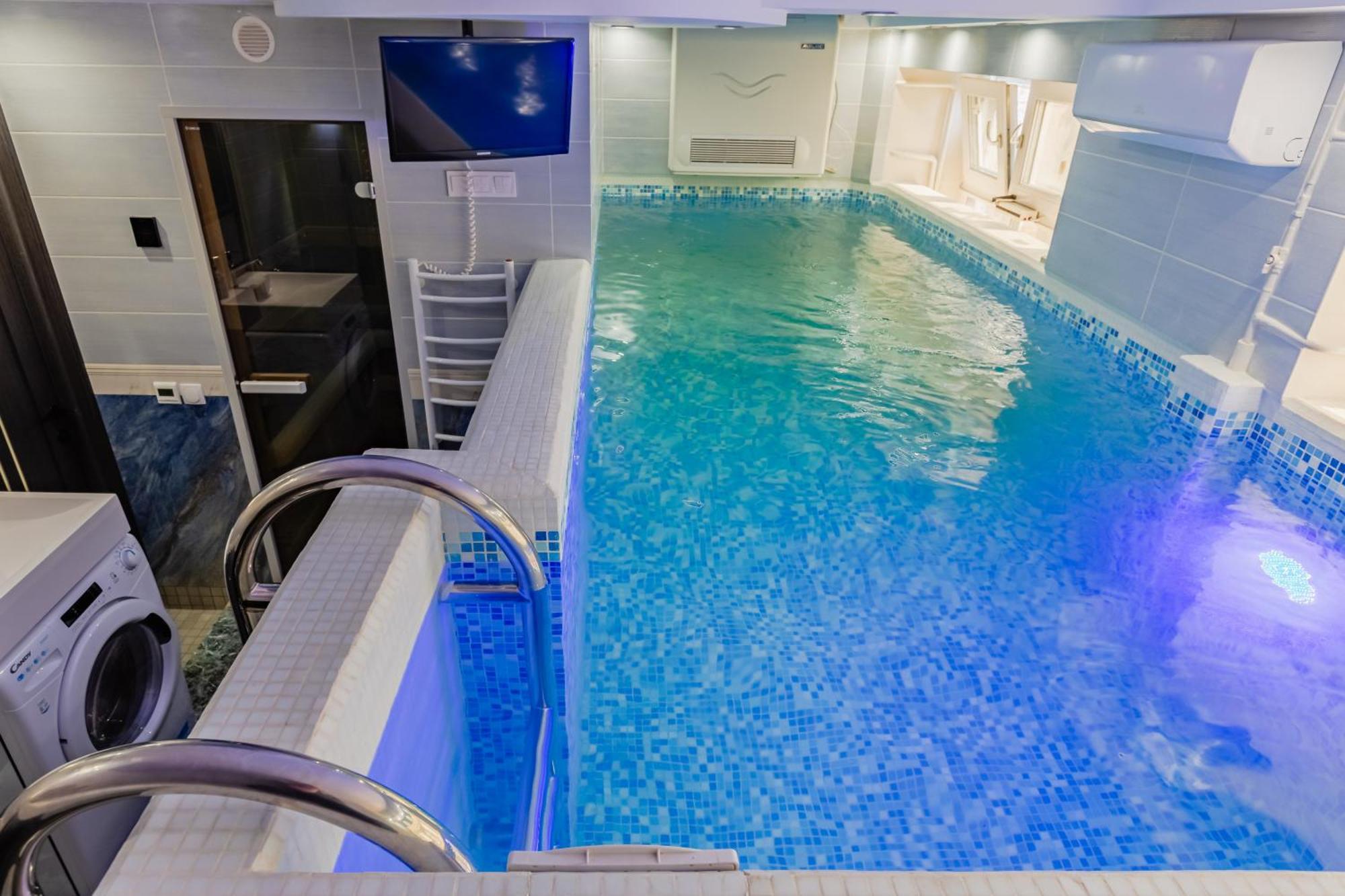Luxury Apartment With Pool And Hammam Kiev Exterior foto
