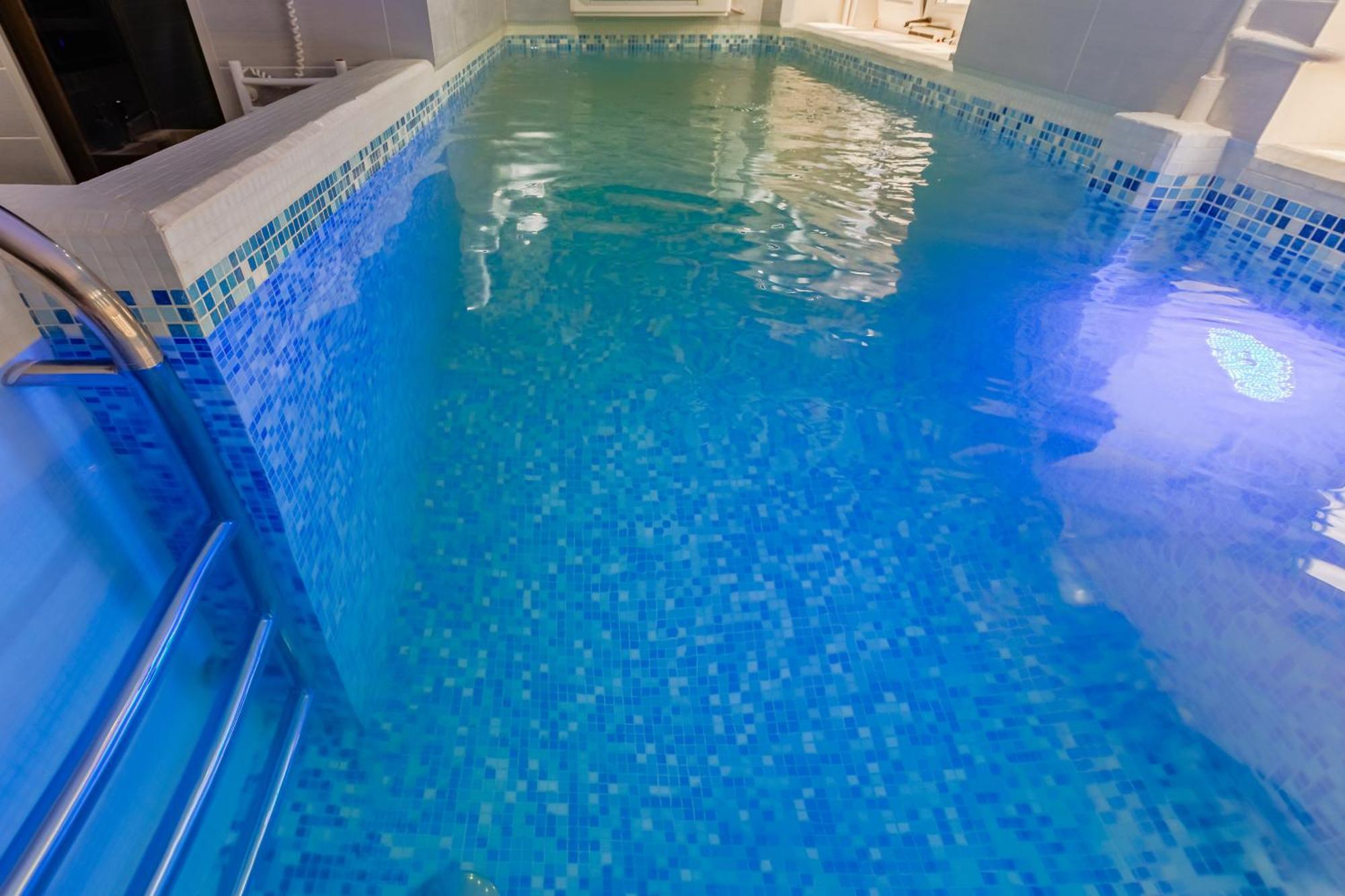 Luxury Apartment With Pool And Hammam Kiev Exterior foto